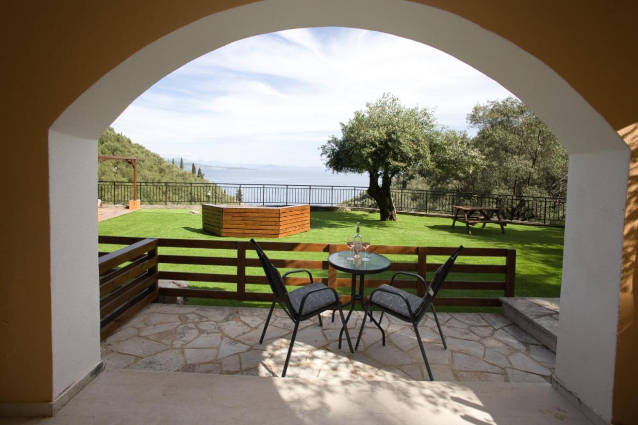 Silent Bay Apartments Katávolos Eksteriør bilde